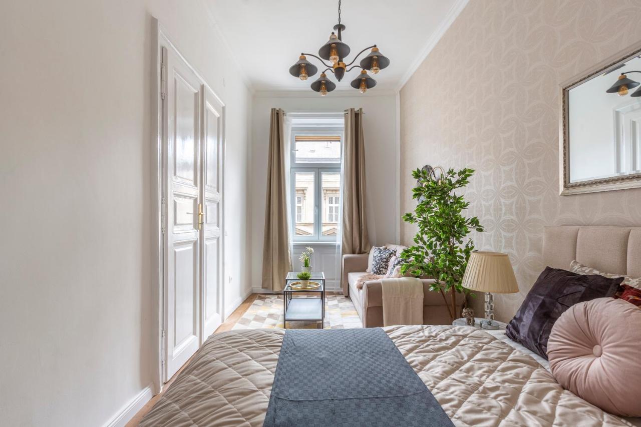 Luxurious Art Deco Residence In The Heart Of Budapest Esterno foto